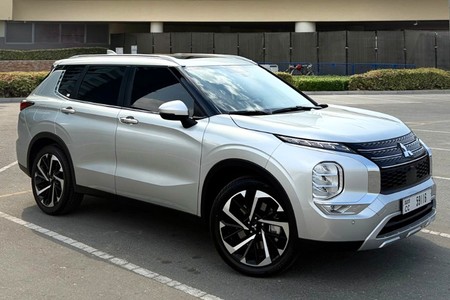 Key tips for car rental in Dubai