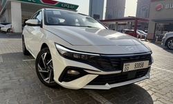 اجاره هیوندای النترا