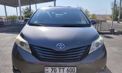 toyota siena