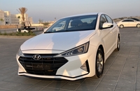 اجاره هیوندای النترا