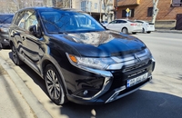 اجاره میتسوبیشی اوتلندر PHEV